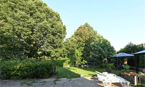 Porzione di Casa In Vendita a Modena